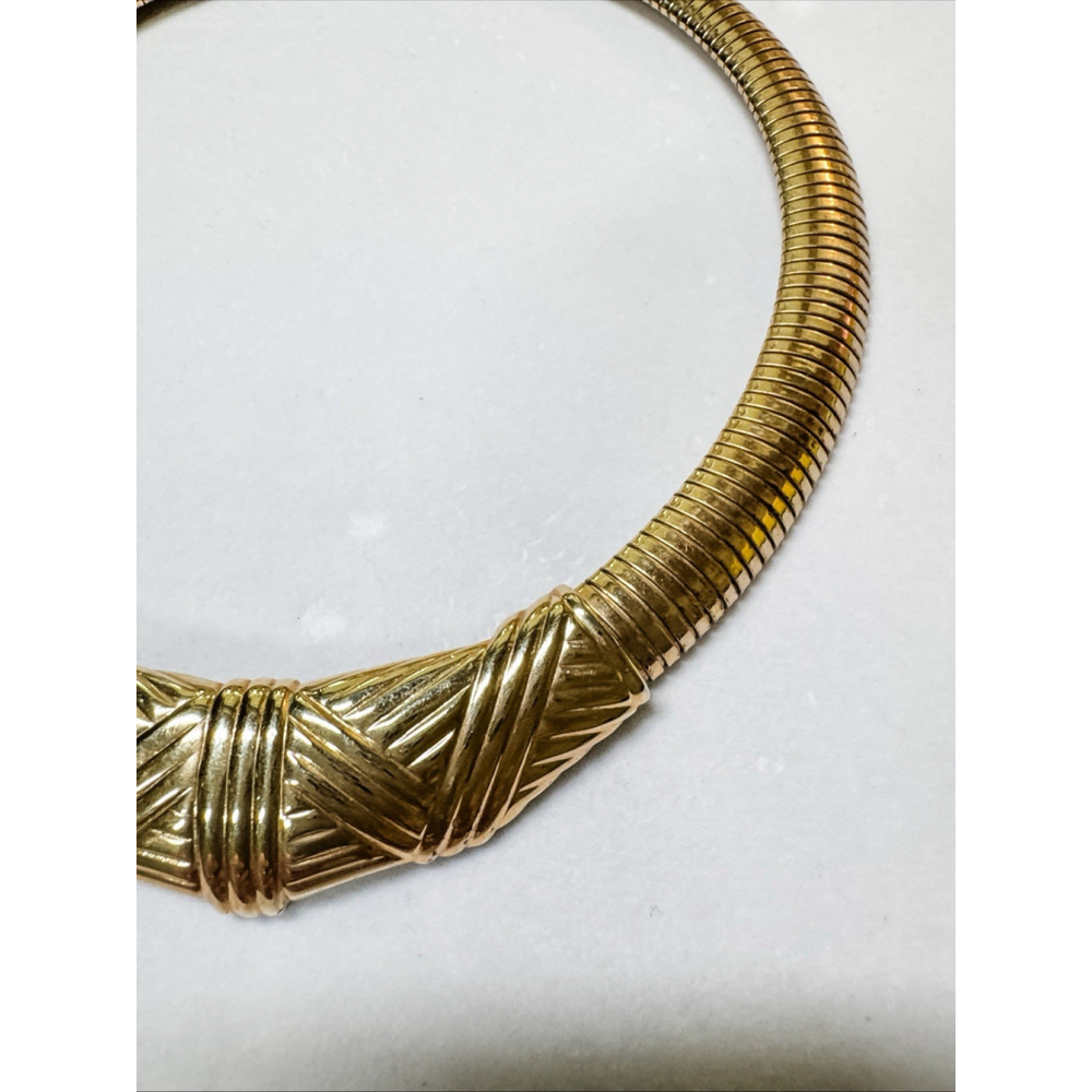 Vintage AVON Gallery Originals Alexandria Gold Tone Flexible Snake Choker - Picture 5 of 6